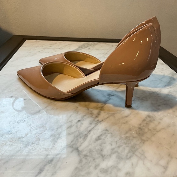 🖤 Nine West Patent Leather Tan / Nude Pump Heels - Size 7 - Picture 5 of 9